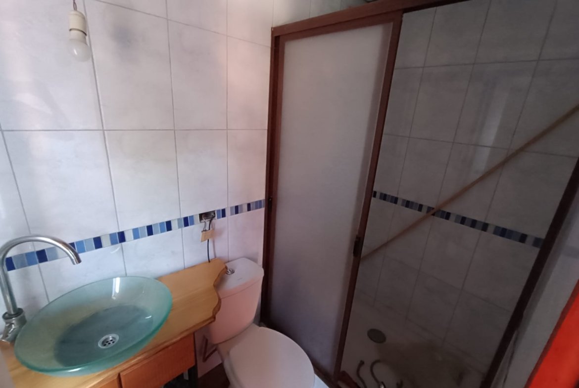 SE VENDE CASA EN CALLE GALVARINO LOS ÁNGELES