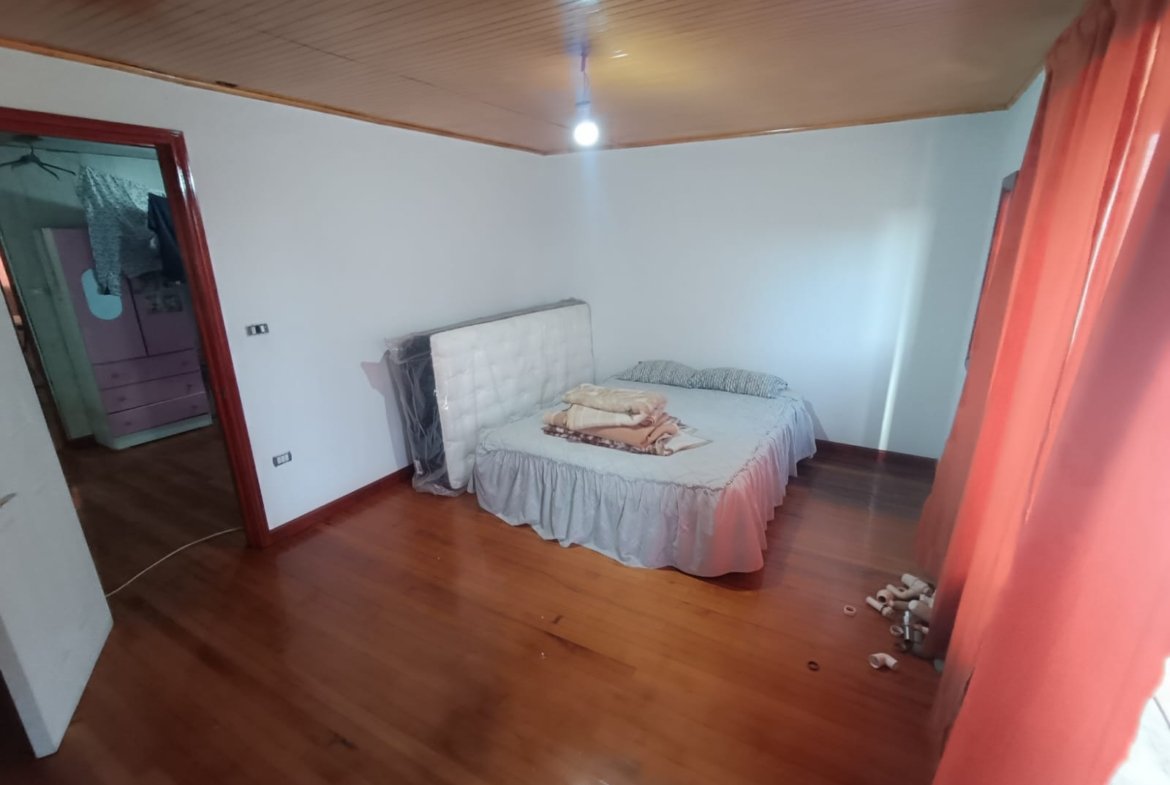 SE VENDE CASA EN CALLE GALVARINO LOS ÁNGELES