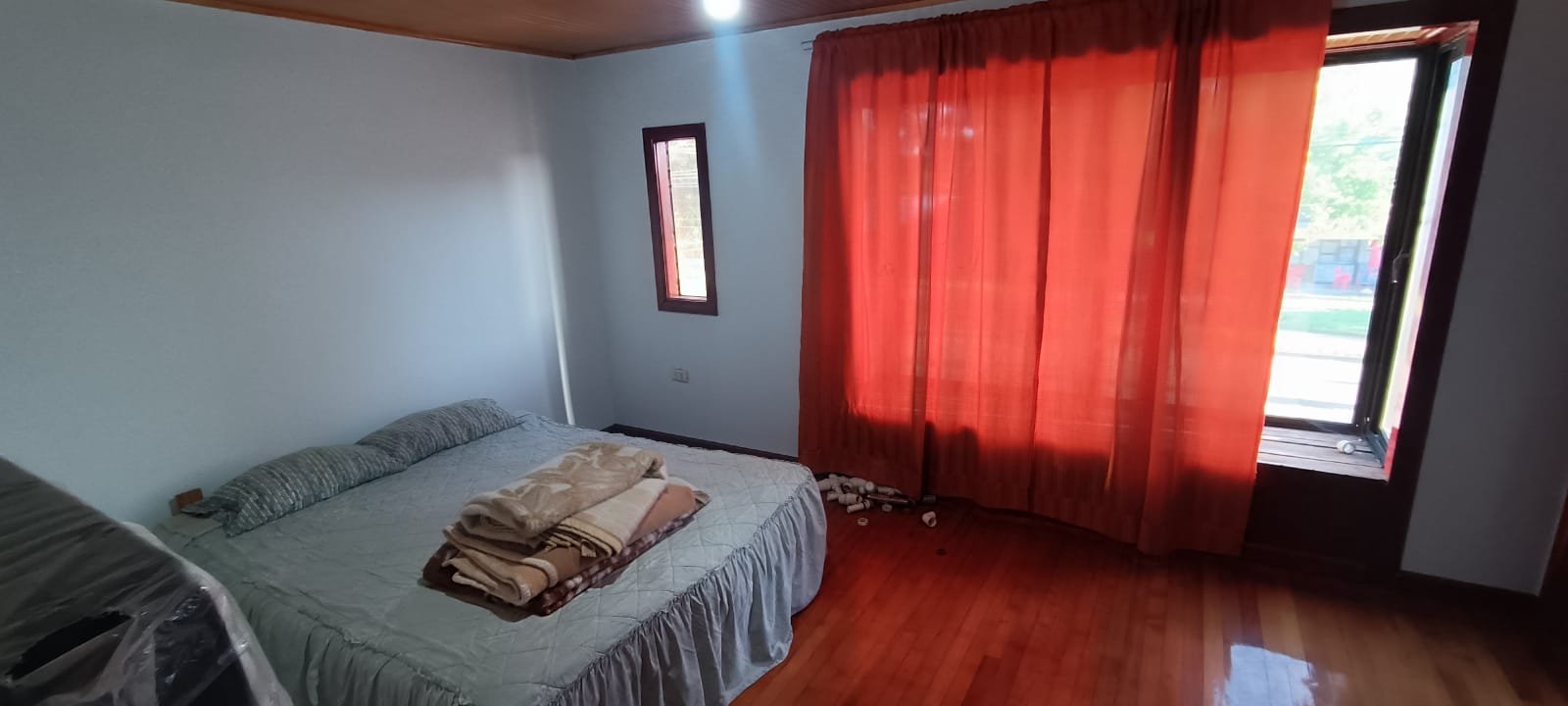 SE VENDE CASA EN CALLE GALVARINO LOS ÁNGELES