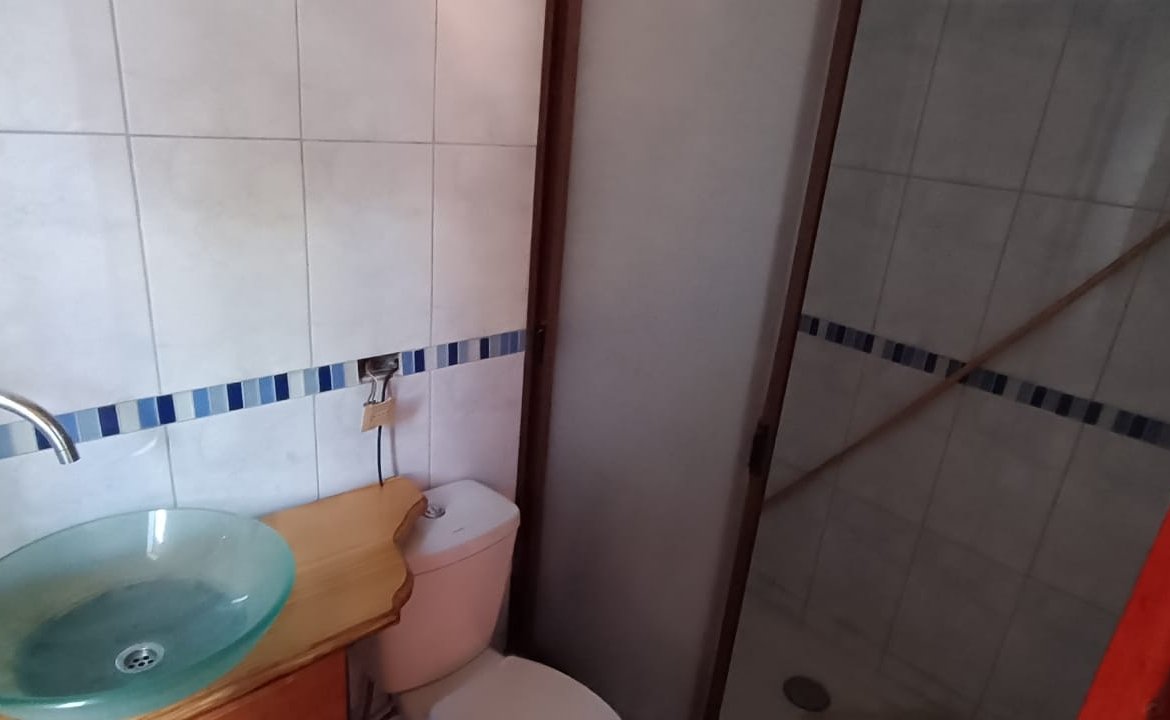 SE VENDE CASA EN CALLE GALVARINO LOS ÁNGELES