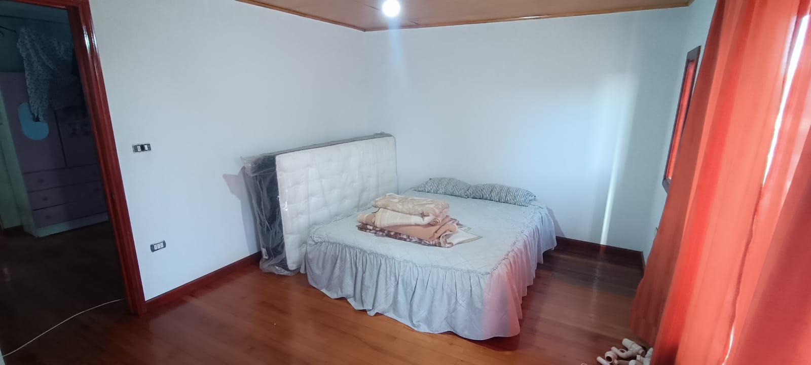 SE VENDE CASA EN CALLE GALVARINO LOS ÁNGELES