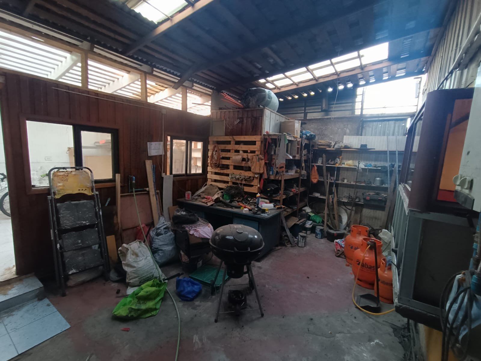SE VENDE CASA EN CALLE GALVARINO LOS ÁNGELES
