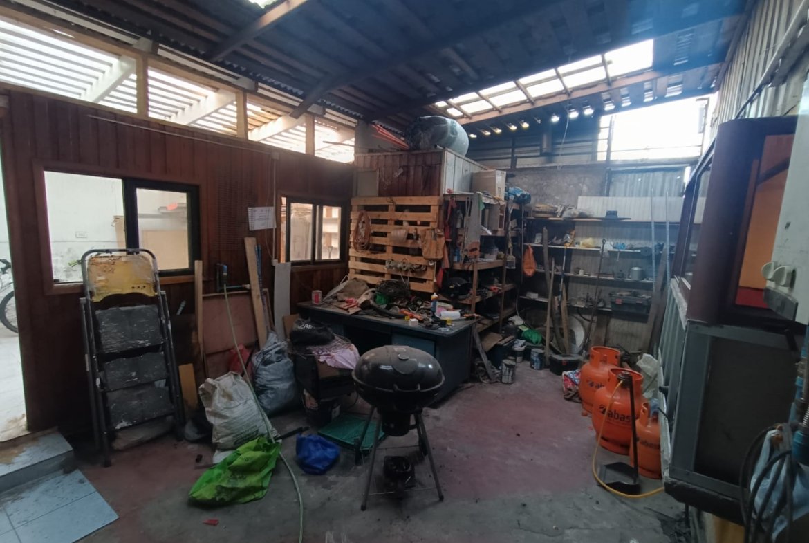 SE VENDE CASA EN CALLE GALVARINO LOS ÁNGELES