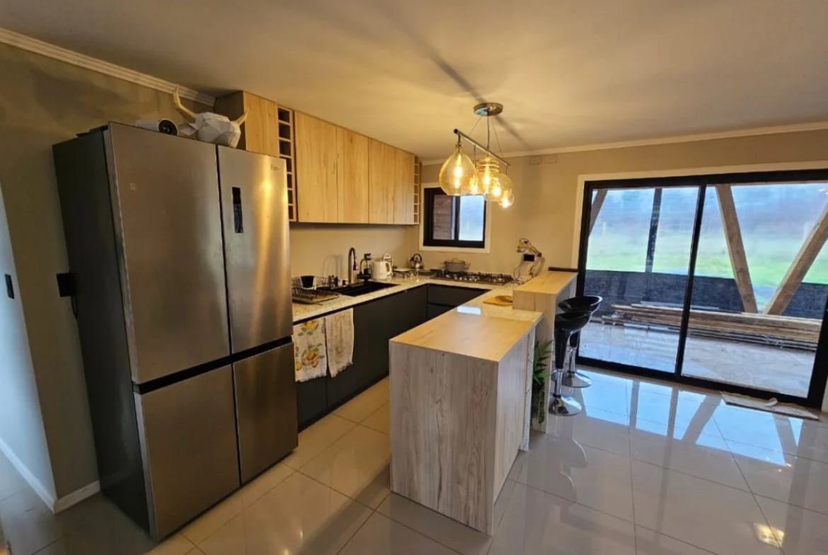 SE VENDE CASA REGULARIZADA CAMINO A CERRO COLORADO LOS ÁNGELES