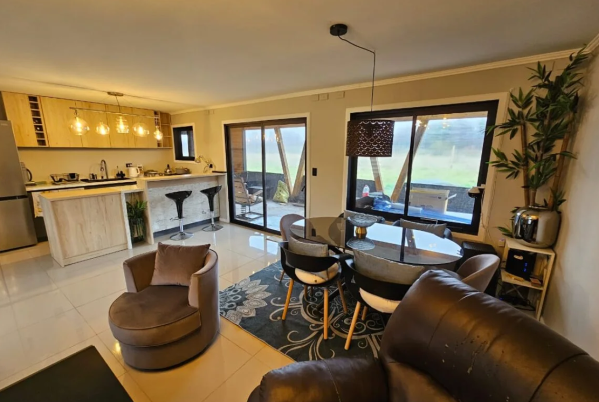SE VENDE CASA REGULARIZADA CAMINO A CERRO COLORADO LOS ÁNGELES
