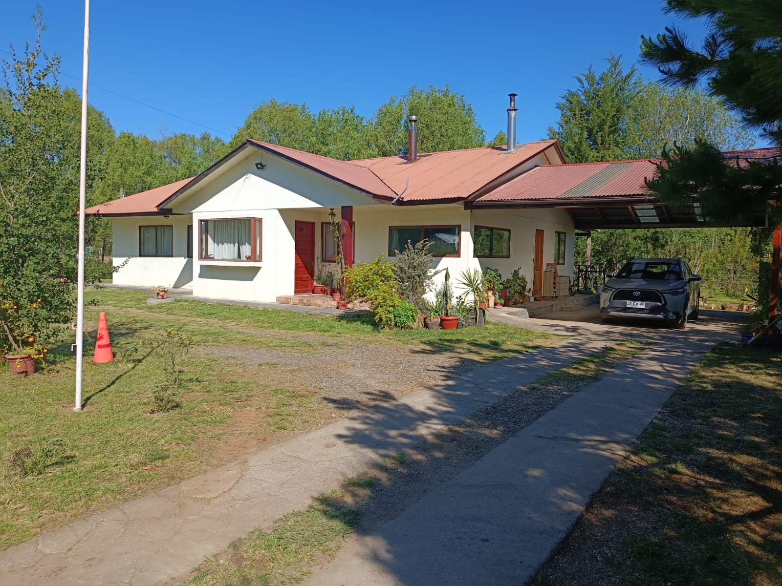 SE VENDE PARCELA CON DOS CASAS COUNTRY SANTA CATALINA