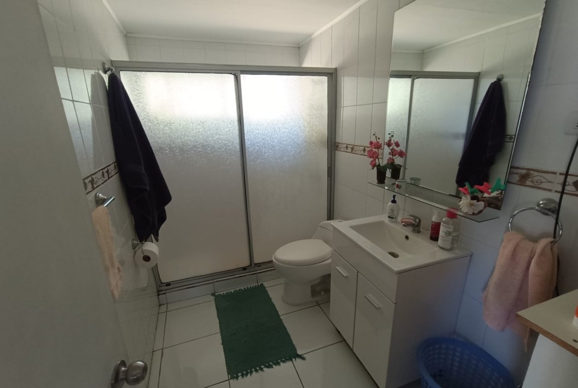 SE VENDE PARCELA CON DOS CASAS COUNTRY SANTA CATALINA
