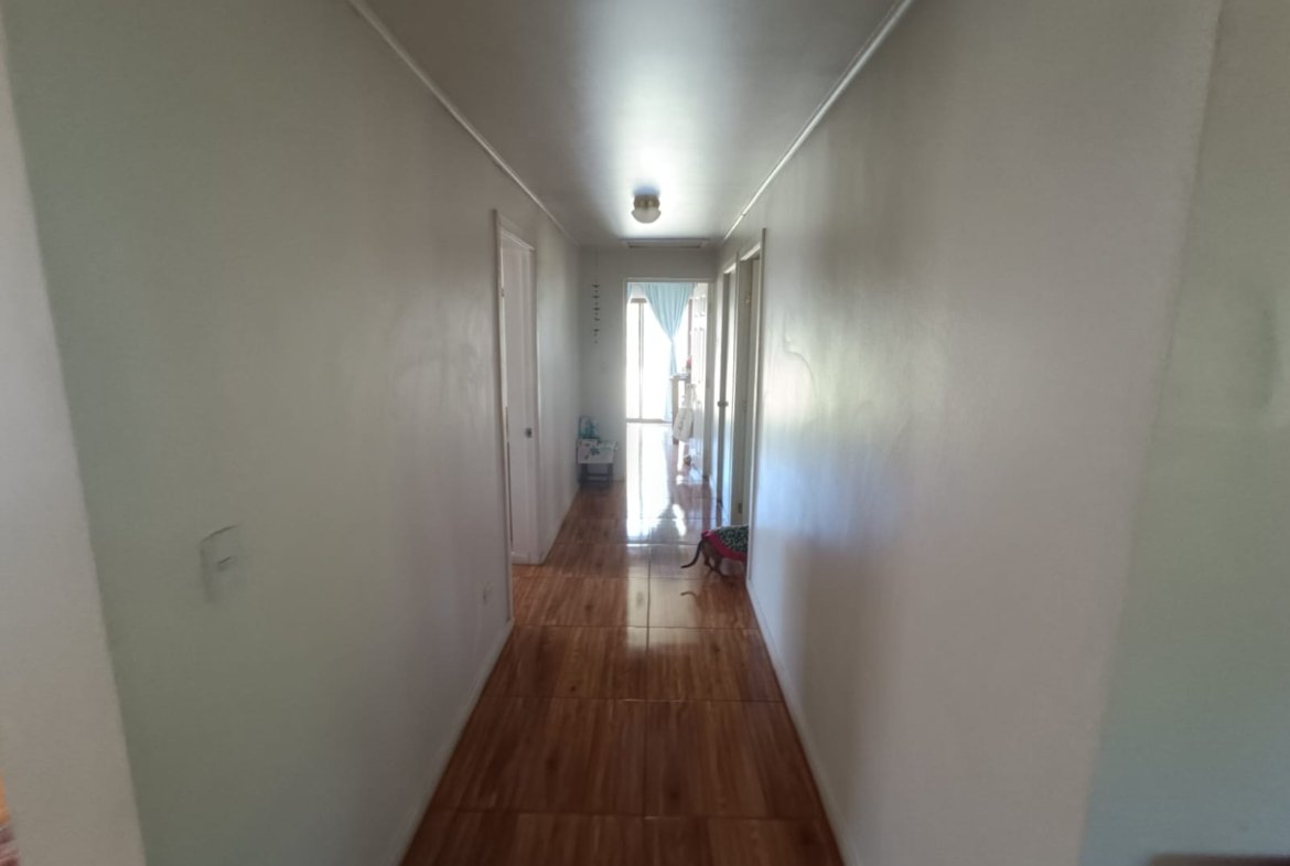 SE VENDE PARCELA CON DOS CASAS COUNTRY SANTA CATALINA