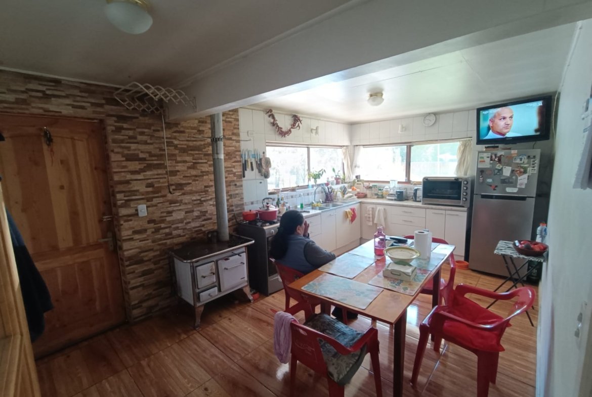 SE VENDE PARCELA CON DOS CASAS COUNTRY SANTA CATALINA