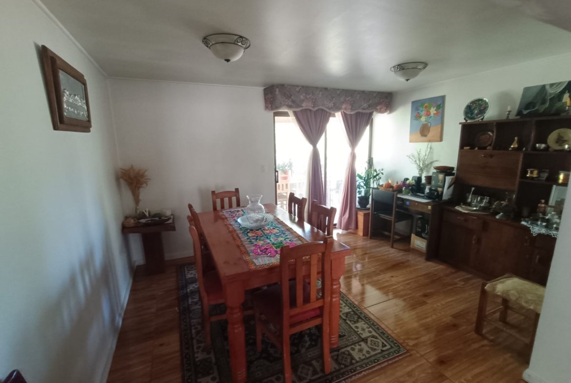 SE VENDE PARCELA CON DOS CASAS COUNTRY SANTA CATALINA