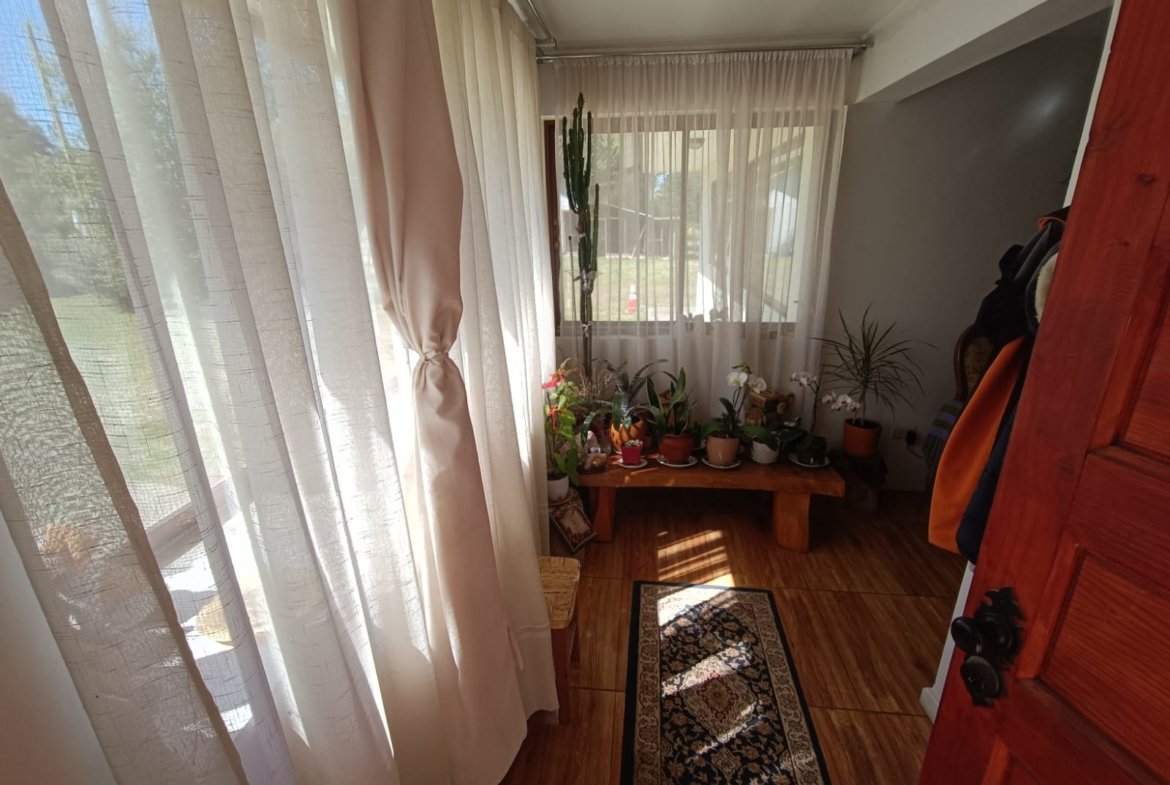 SE VENDE PARCELA CON DOS CASAS COUNTRY SANTA CATALINA