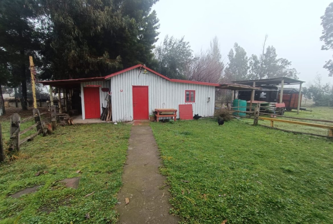 SE VENDE CAMPO 2.5 HECTÁREAS SECTOR SANTA FE
