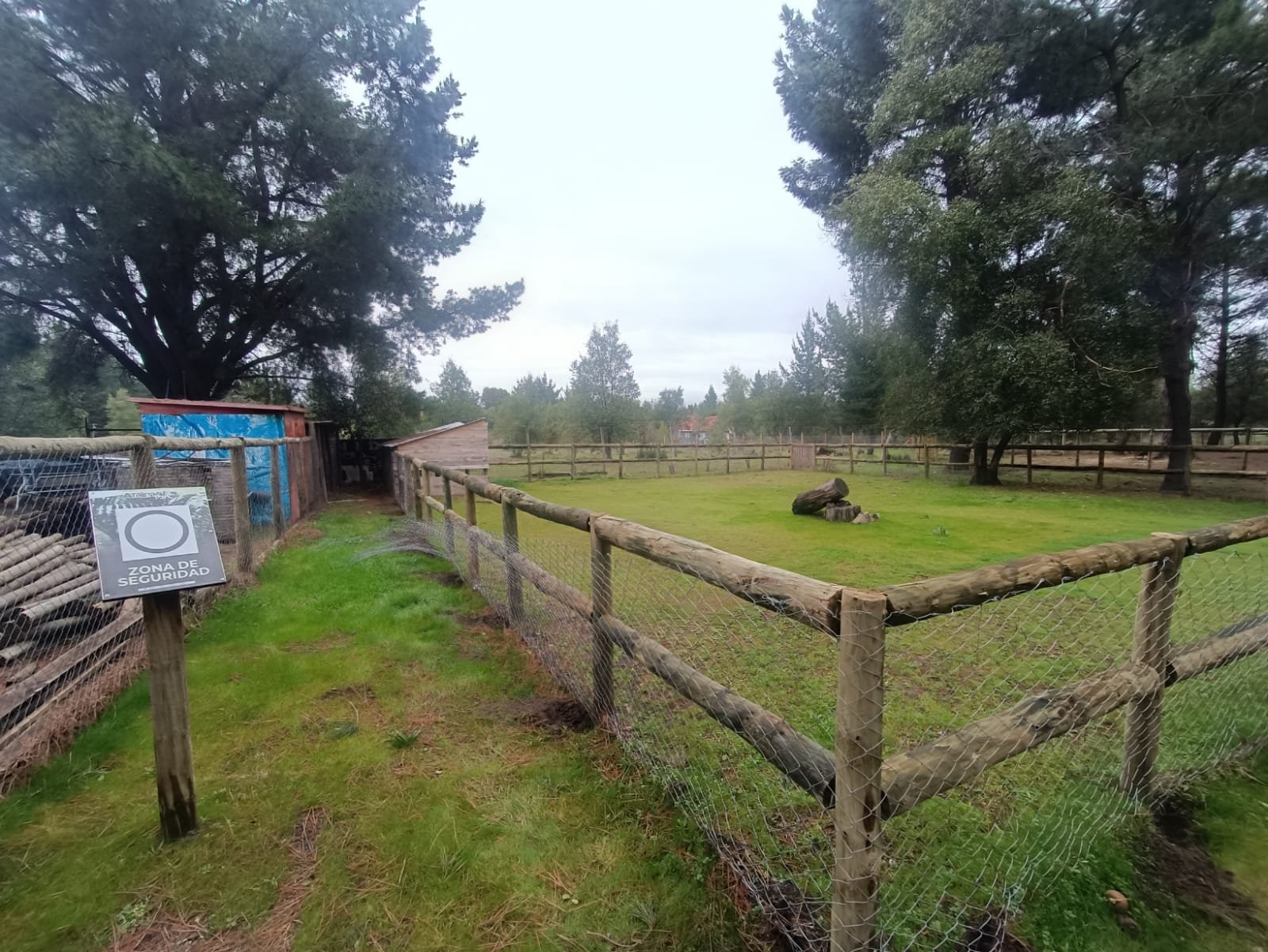 SE VENDE CAMPO DE 2,7 HECTÁREAS CAMINO A SANTA BÁRBARA