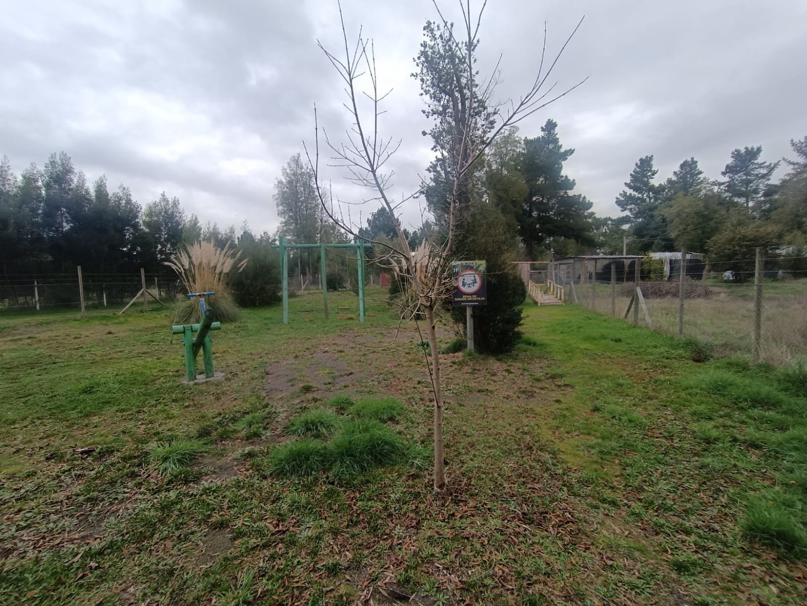 SE VENDE CAMPO DE 2,7 HECTÁREAS CAMINO A SANTA BÁRBARA