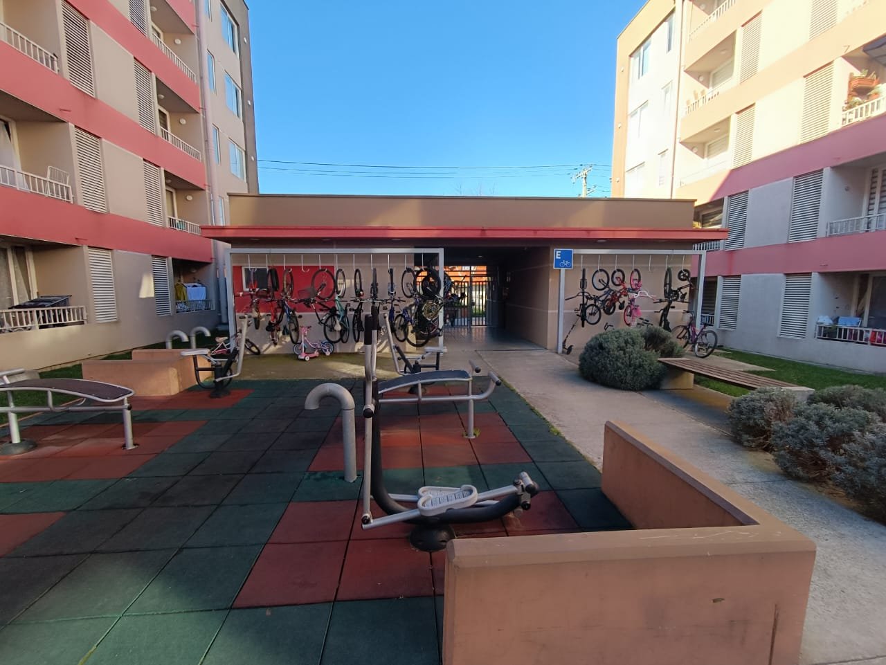 SE VENDE DEPARTAMENTO 2 DORMITORIOS 1 ESTACIONAMIENTO LOS ÁNGELES