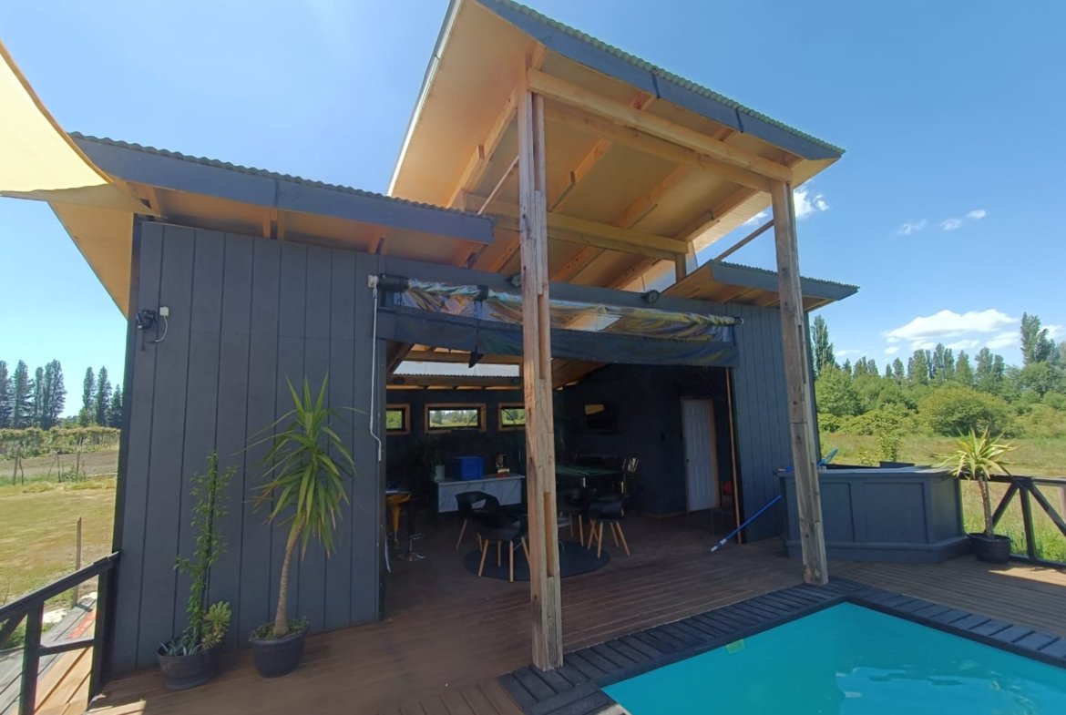 SE VENDE CASA REGULARIZADA CAMINO A CERRO COLORADO LOS ÁNGELES