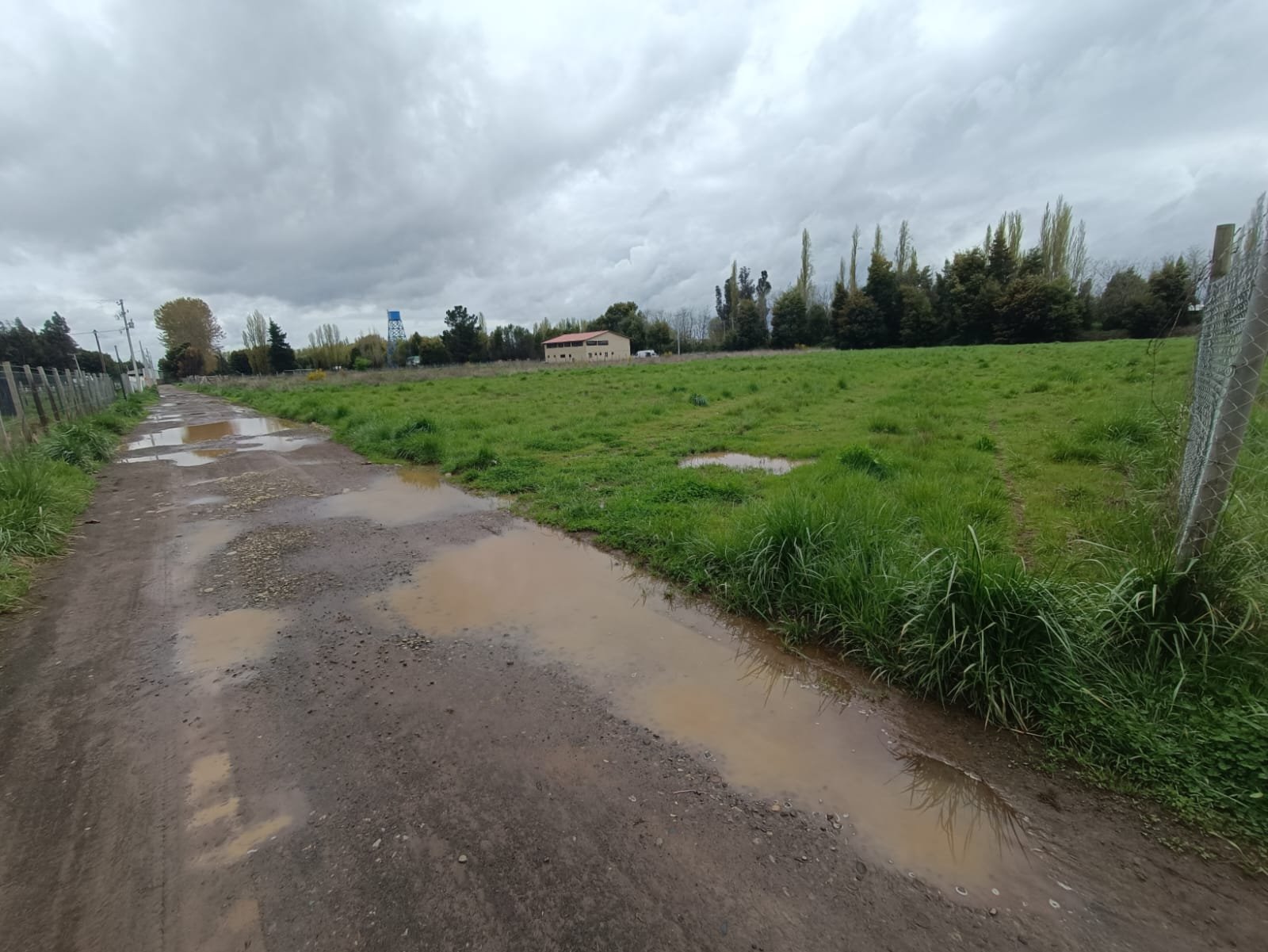 Imagen de WhatsApp 2024-09-30 a las 19.43.47_ed121f4b VENDE PARCELA ORILLA DE CARRETERA A 4 KILOMETROS DE LOS ÁNGELES