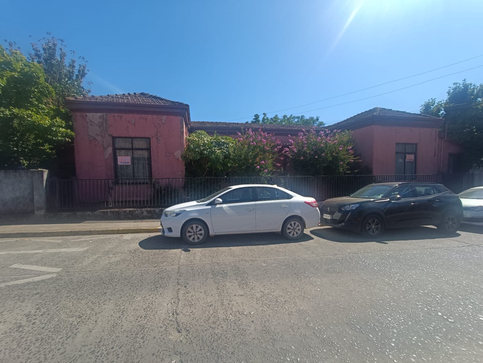 SE VENDE PROPIEDAD 1300 M2 EN CENTRO DE NACIMIENTO