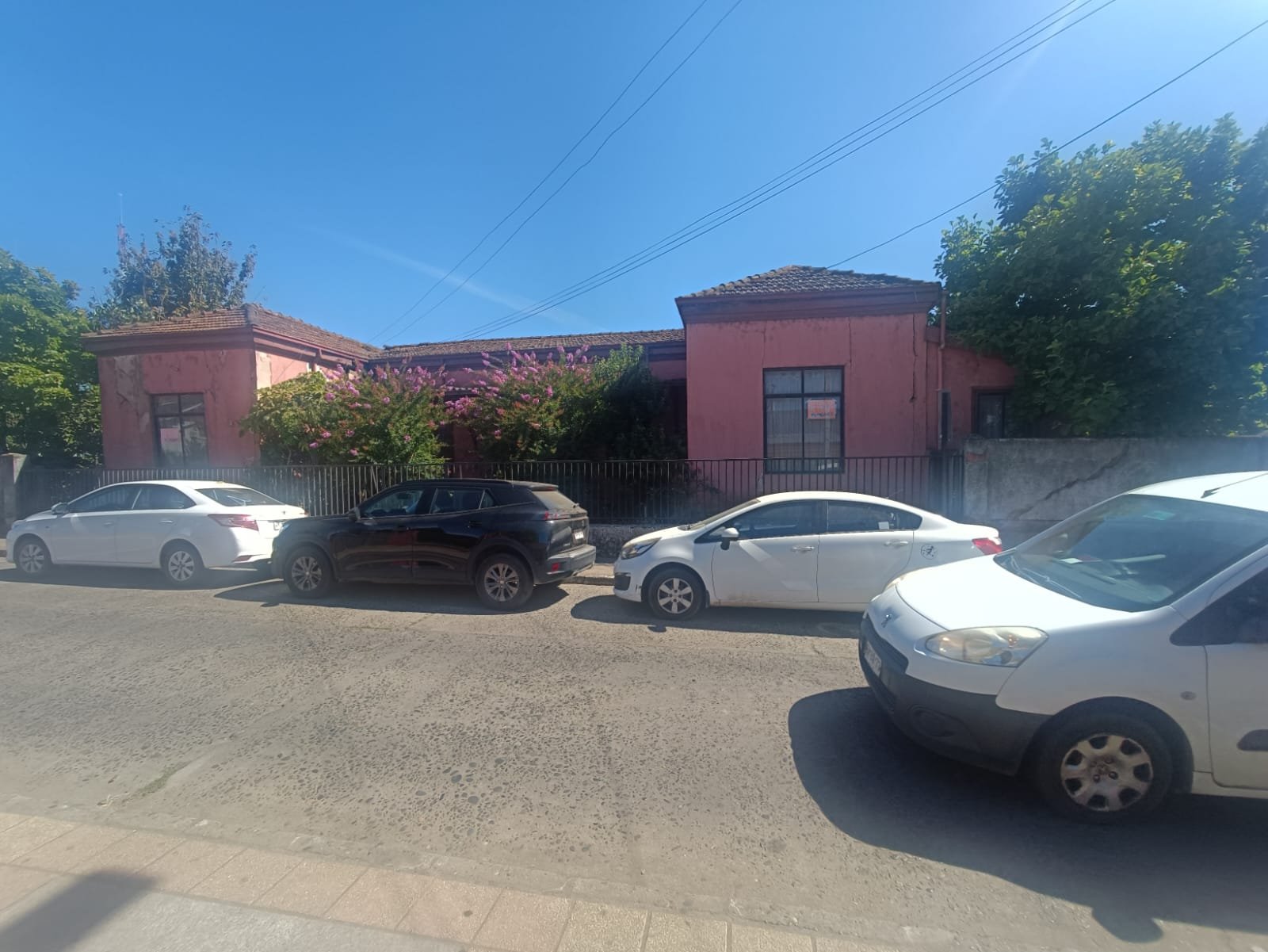 SE VENDE PROPIEDAD 1300 M2 EN CENTRO DE NACIMIENTO
