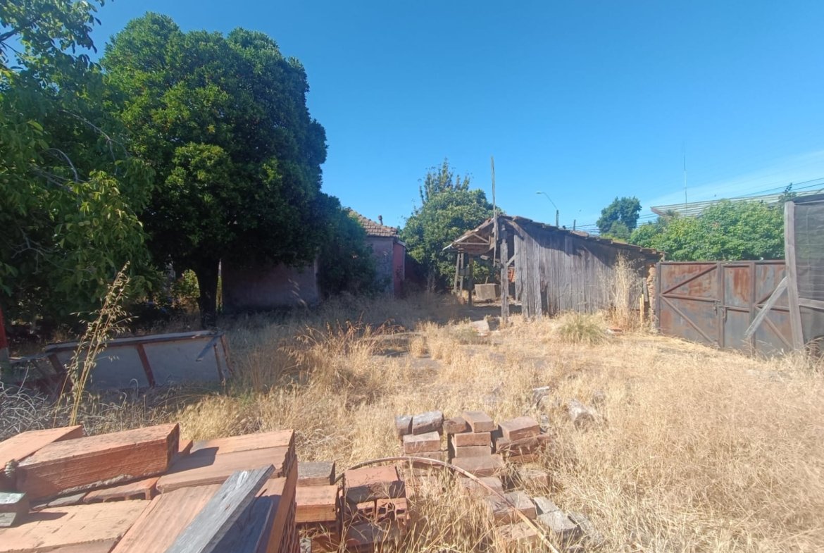SE VENDE PROPIEDAD 1300 M2 EN CENTRO DE NACIMIENTO
