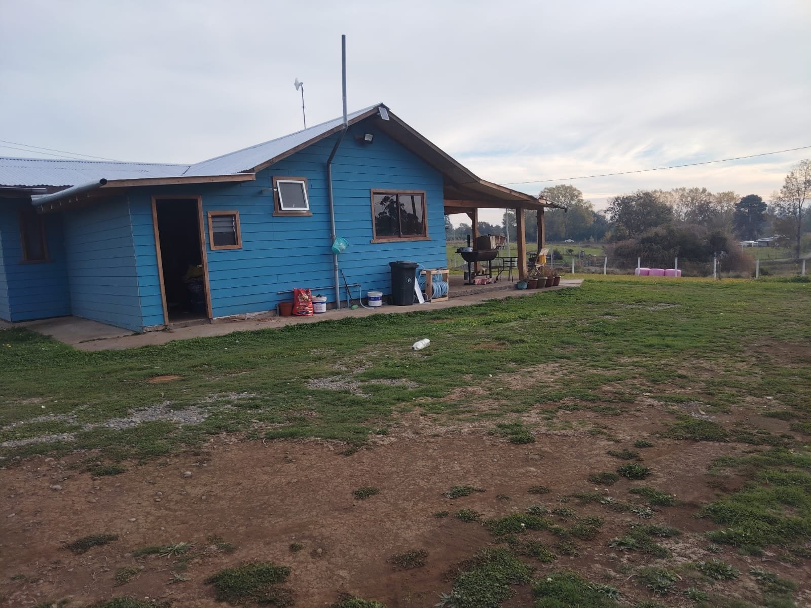 SE VENDE PARCELA PITRUFQUÉN CON CASA Y DOS CABAÑAS REGULARIZADAS