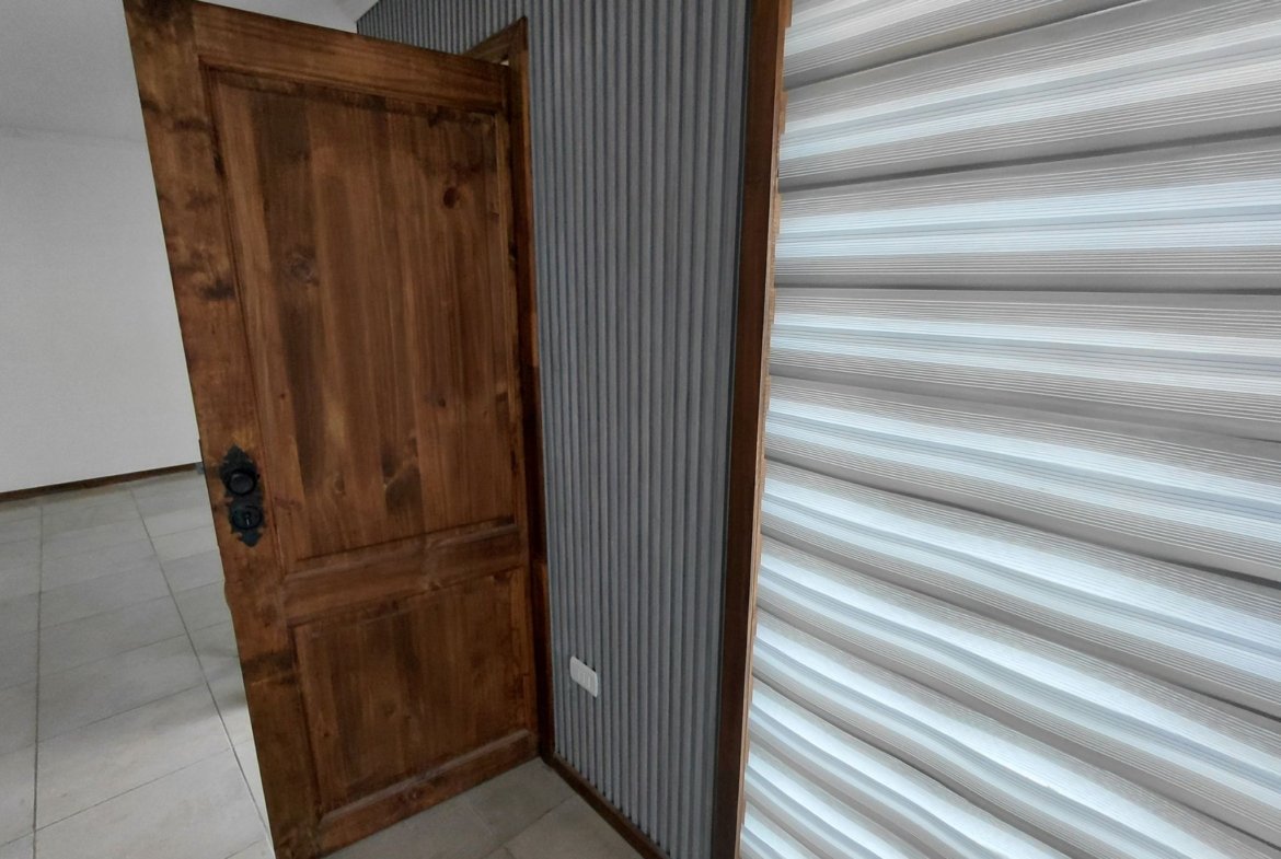 SE VENDE HERMOSA Y AMPLIA CASA CON NEGOCIO EN VILLA ANTUMALÉN, TEMUCO