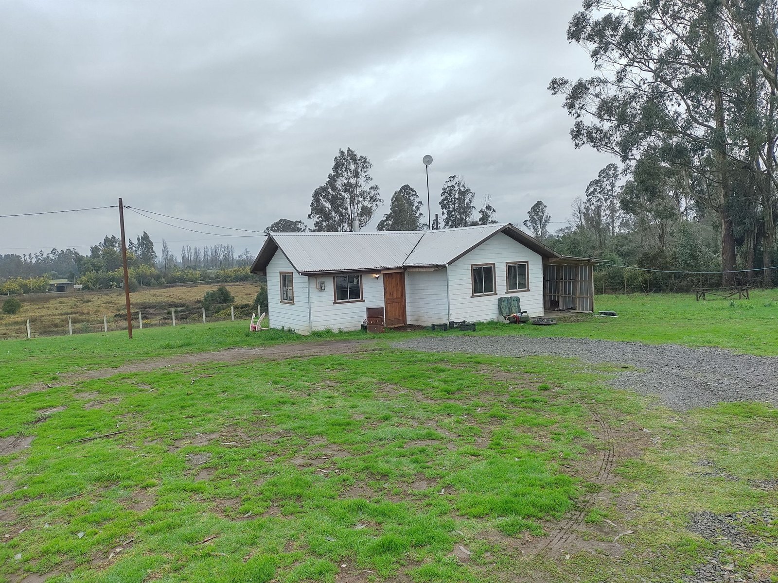 SE VENDE PARCELA PITRUFQUÉN CON CASA Y DOS CABAÑAS REGULARIZADAS