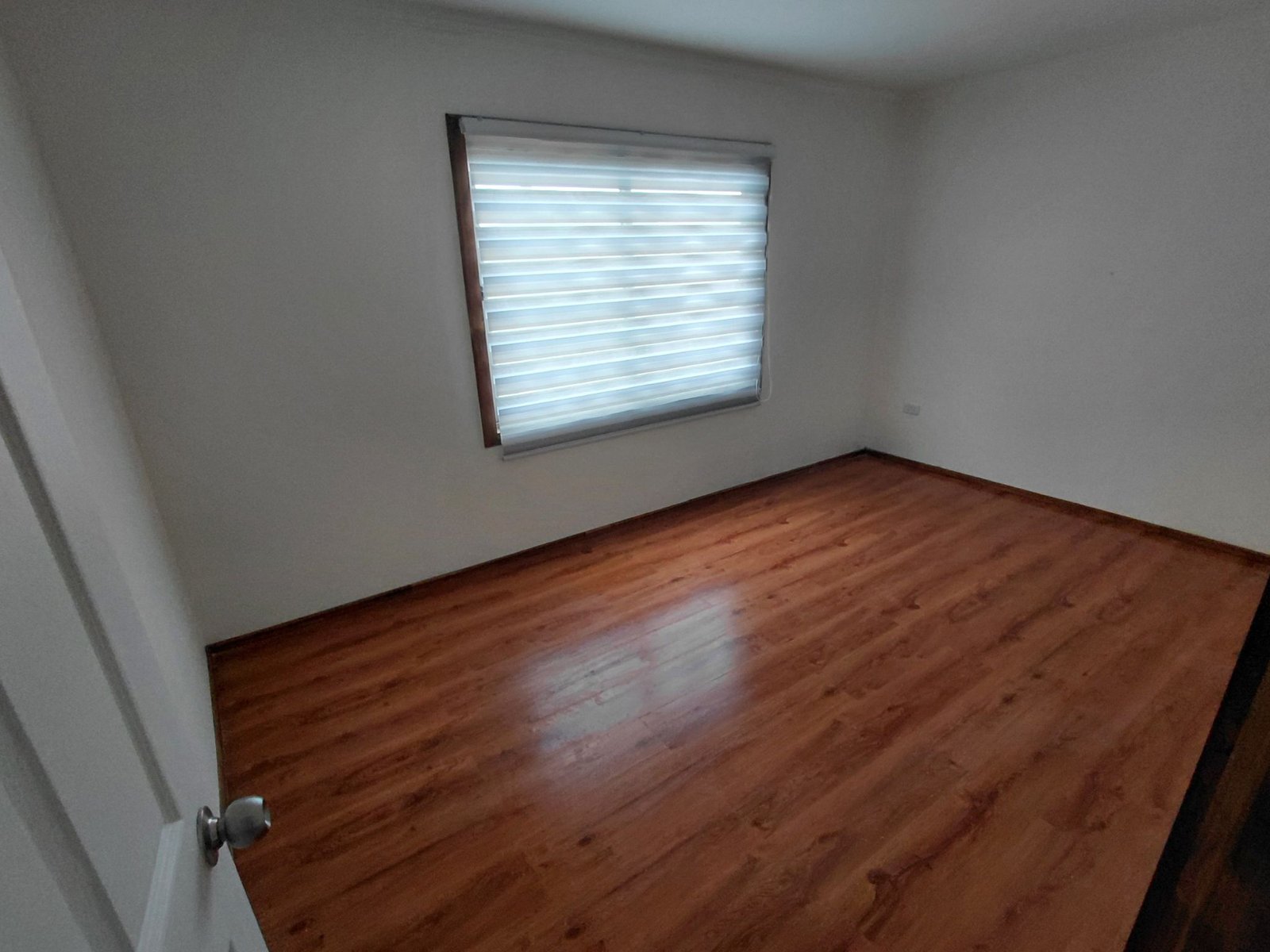 27 SE VENDE HERMOSA Y AMPLIA CASA CON NEGOCIO EN VILLA ANTUMALÉN, TEMUCO