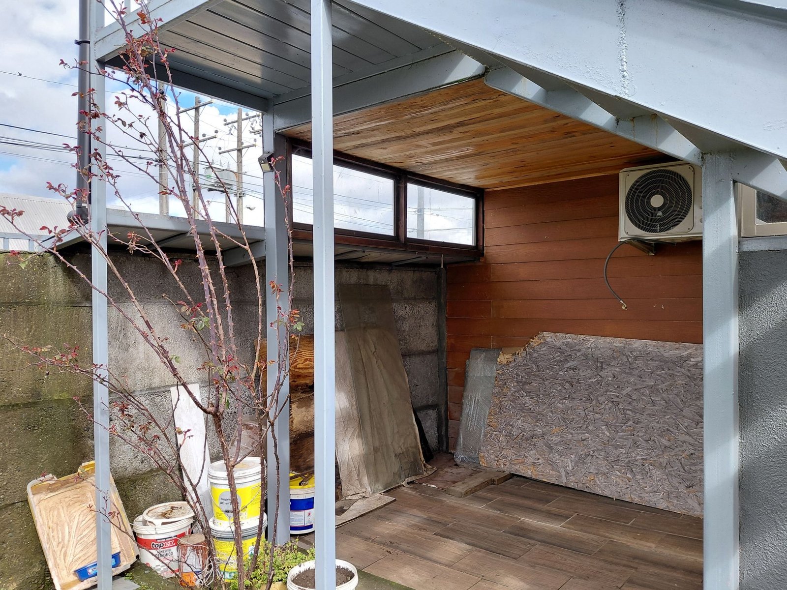 31 SE VENDE HERMOSA Y AMPLIA CASA CON NEGOCIO EN VILLA ANTUMALÉN, TEMUCO