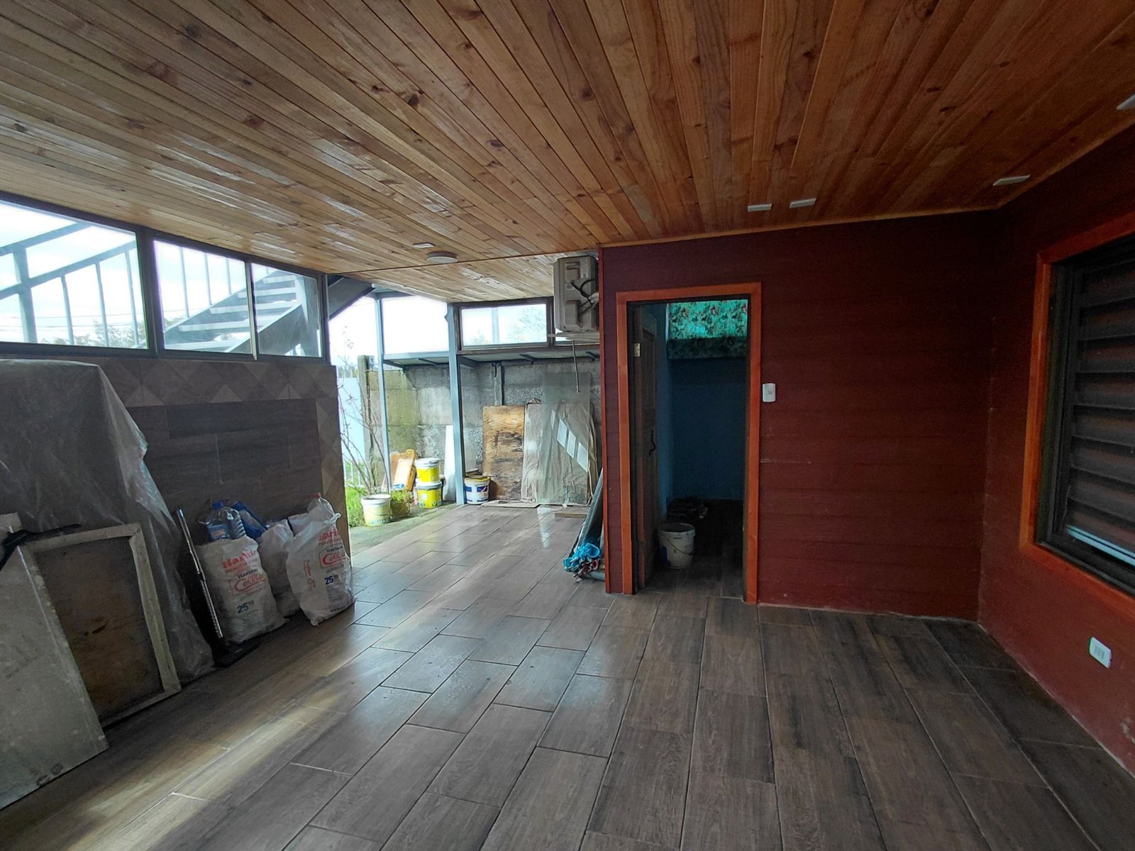 32 SE VENDE HERMOSA Y AMPLIA CASA CON NEGOCIO EN VILLA ANTUMALÉN, TEMUCO