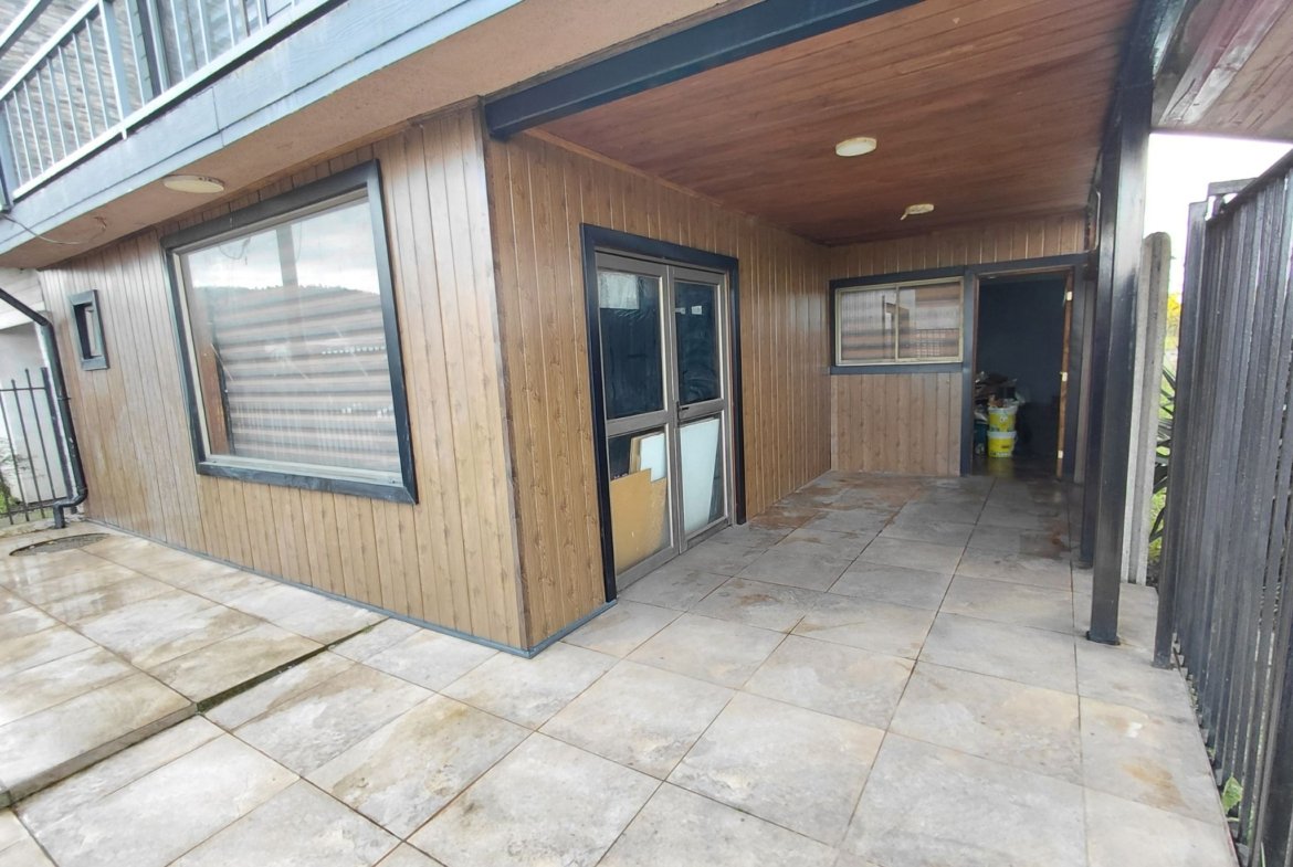 SE VENDE HERMOSA Y AMPLIA CASA CON NEGOCIO EN VILLA ANTUMALÉN, TEMUCO