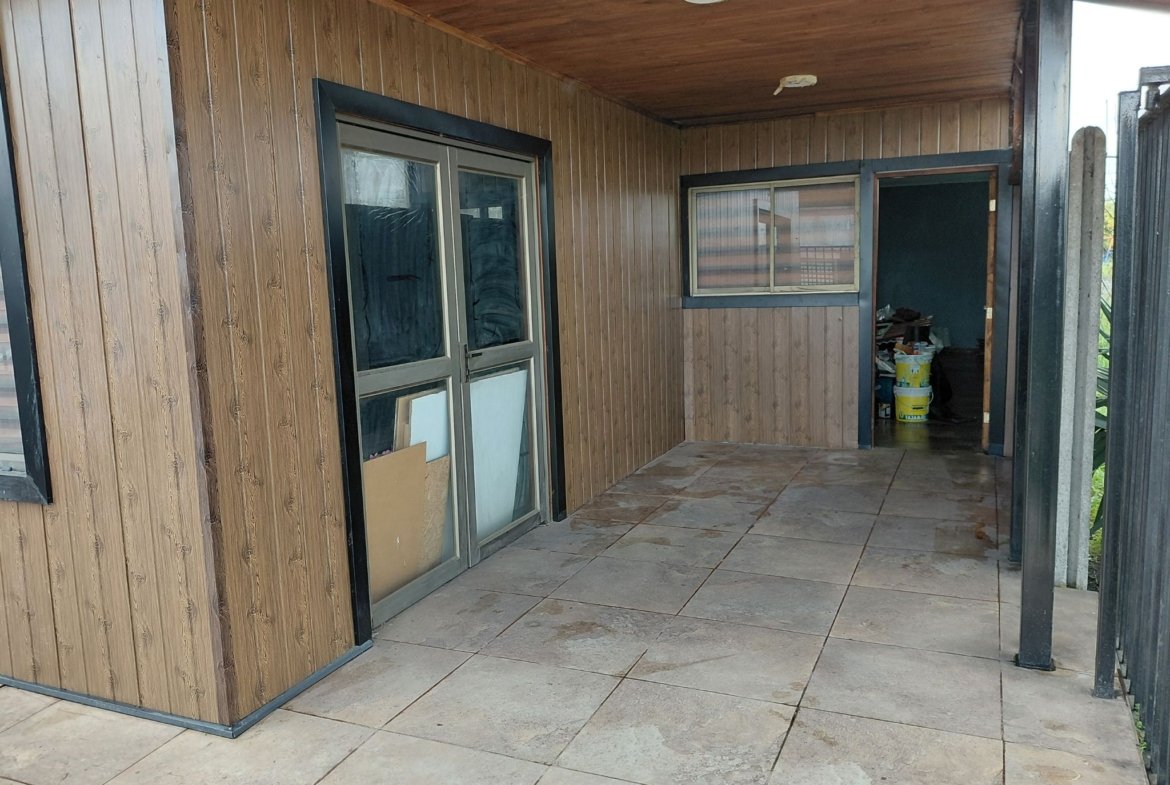 SE VENDE HERMOSA Y AMPLIA CASA CON NEGOCIO EN VILLA ANTUMALÉN, TEMUCO