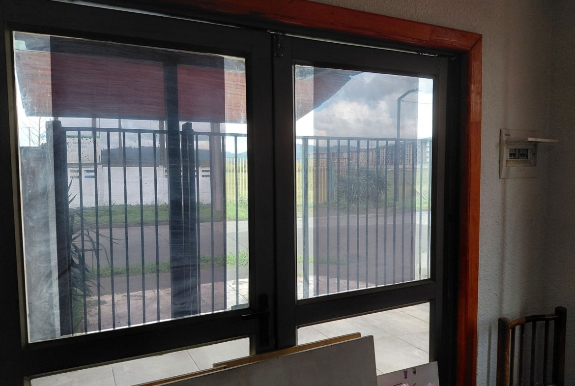 SE VENDE HERMOSA Y AMPLIA CASA CON NEGOCIO EN VILLA ANTUMALÉN, TEMUCO