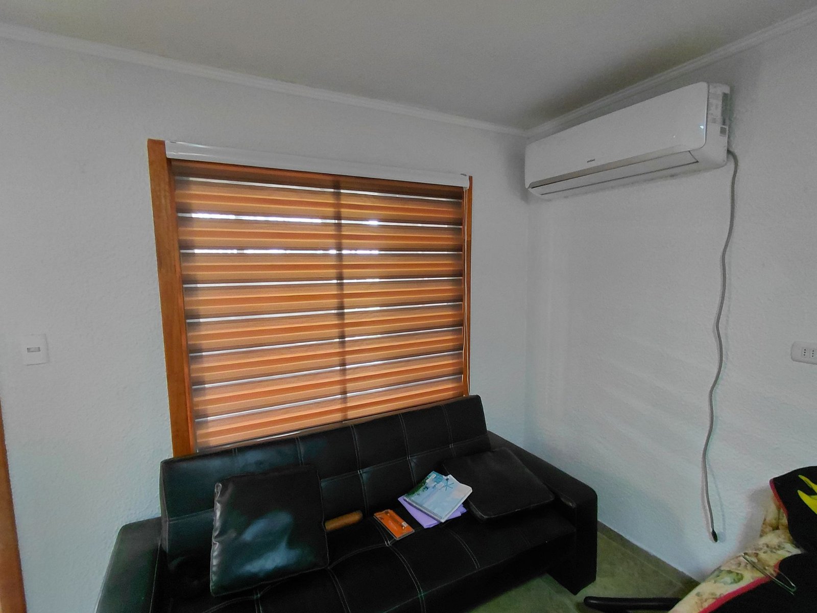 41 SE VENDE HERMOSA Y AMPLIA CASA CON NEGOCIO EN VILLA ANTUMALÉN, TEMUCO
