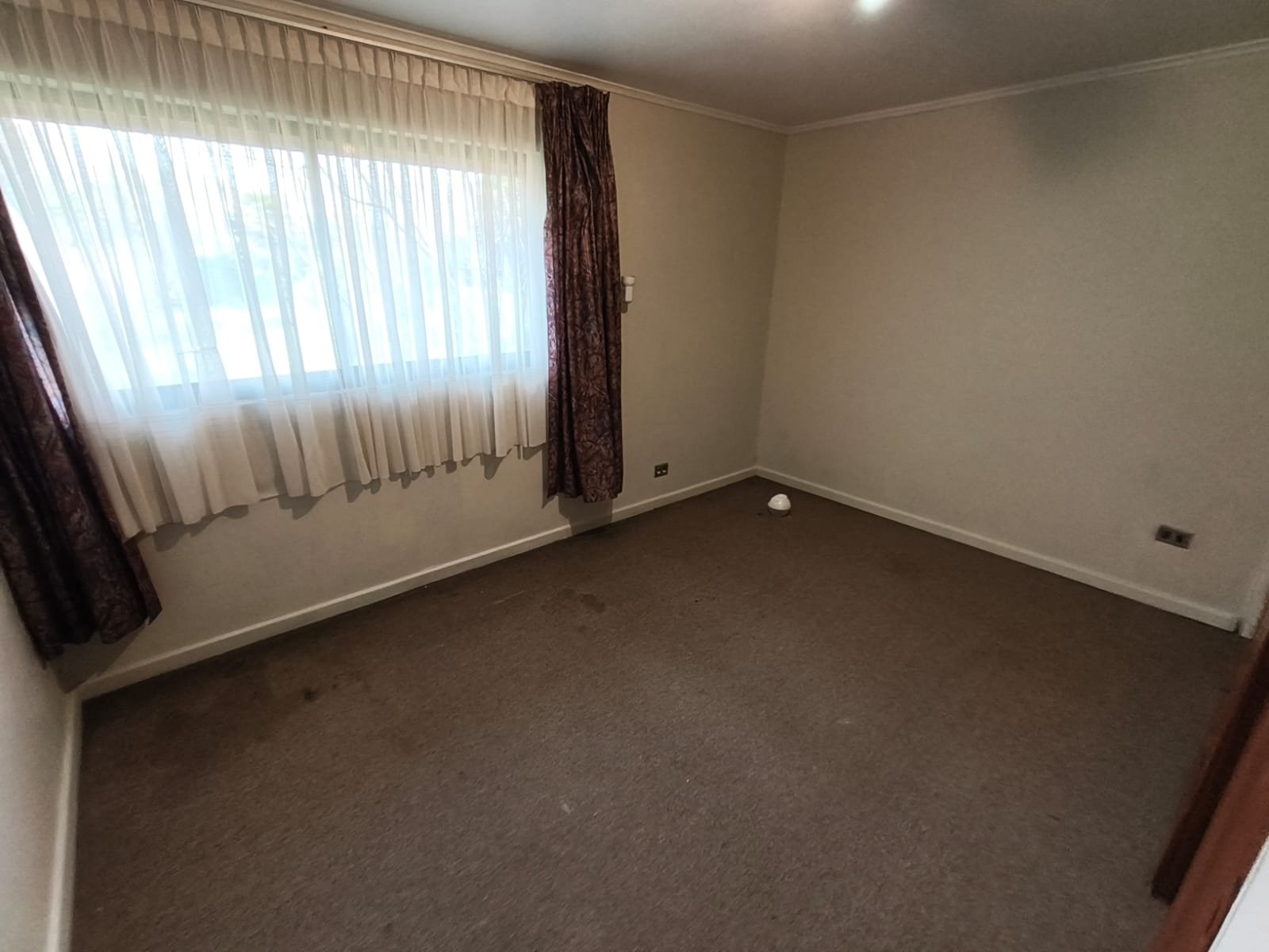 WhatsApp Image 2026-08-11 at 14.56.44 SE VENDE HERMOSA PARCELA CON CASA COUNTRY SANTA ELIANA LOS ÁNGELES