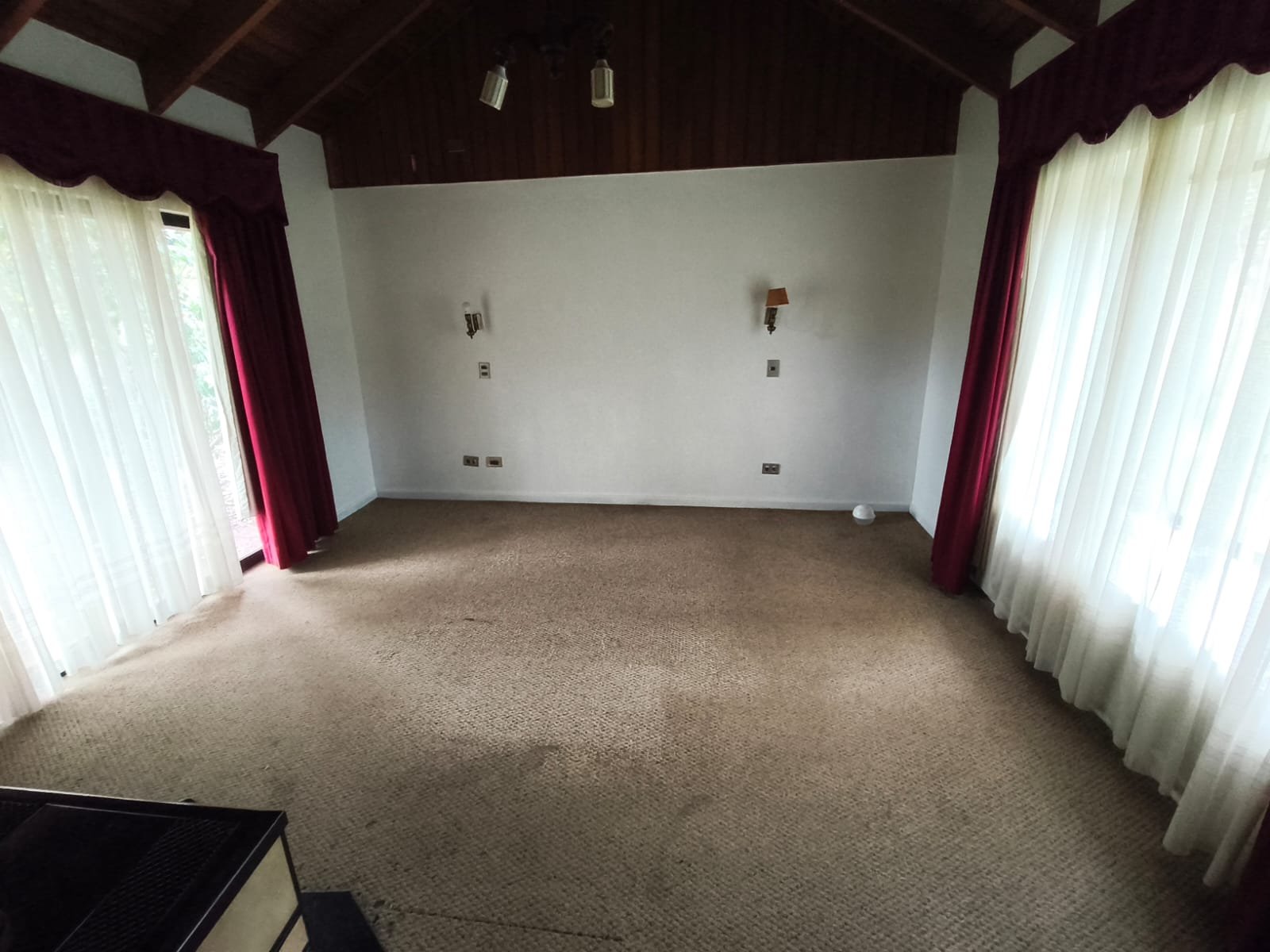 WhatsApp Image 2026-08-11 at 14.56.55 SE VENDE HERMOSA PARCELA CON CASA COUNTRY SANTA ELIANA LOS ÁNGELES