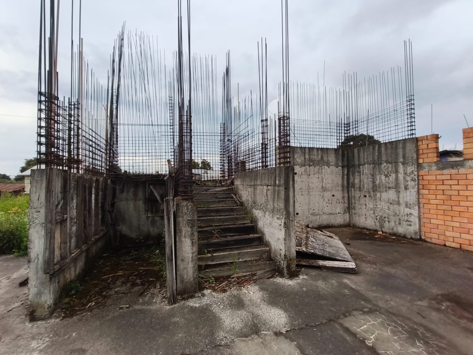 SE VENDE GRAN OPORTUNIDAD DE INVERSIÓN EN CENTRO DE COMUNA DE NACIMIENTO